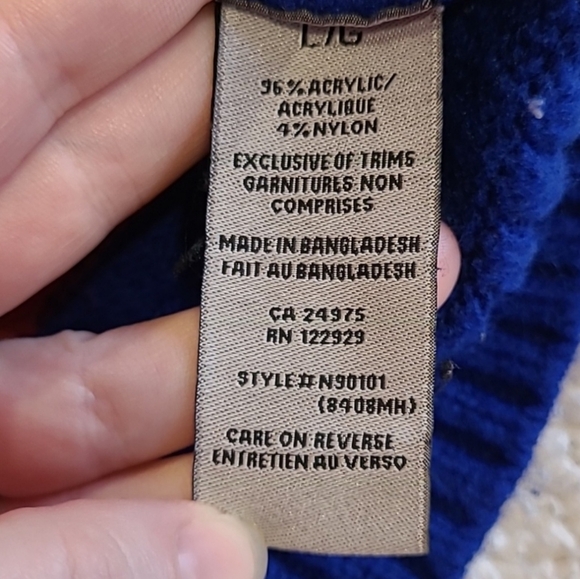 NHL Red and Blue Zip Up Sweater - Picture 3 of 4